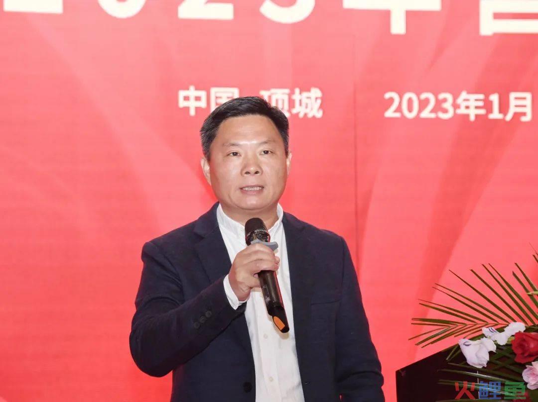 美容院周年店庆活动启动大会动员词_营销团队动员大会_销售团队春节动员口号