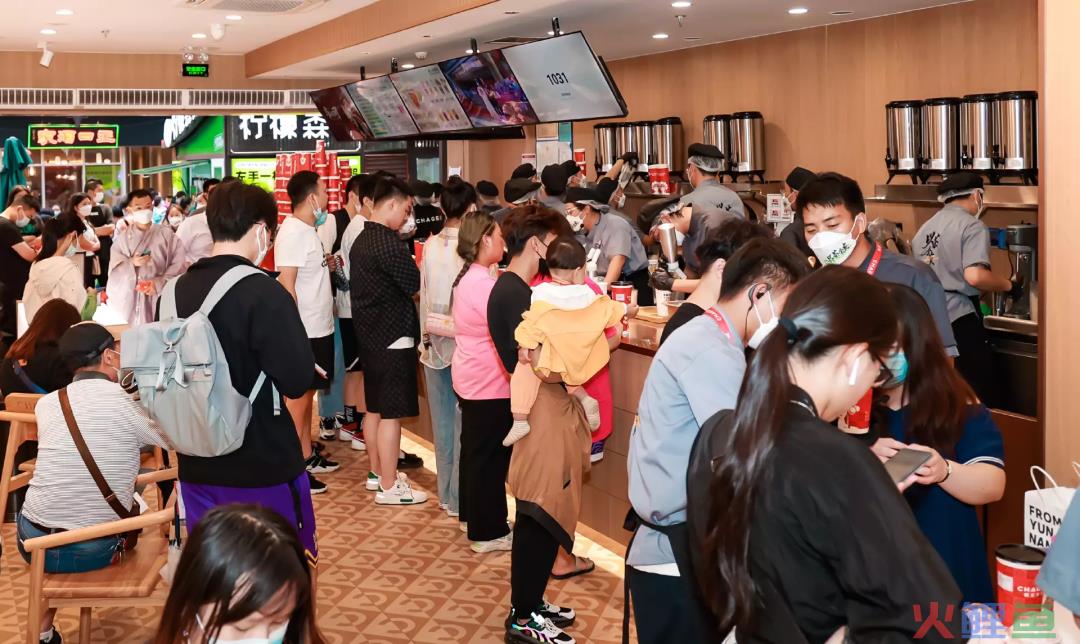 力压喜茶这个云南来的“茶颜悦色”凭什么？