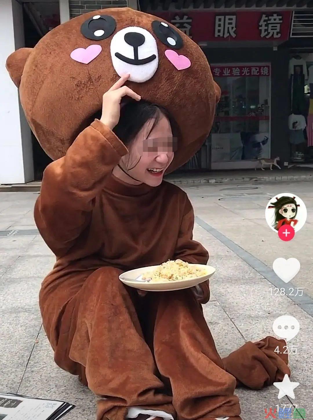 被扔臭鸡蛋的女网红，78亿身价全是炒作出来的？