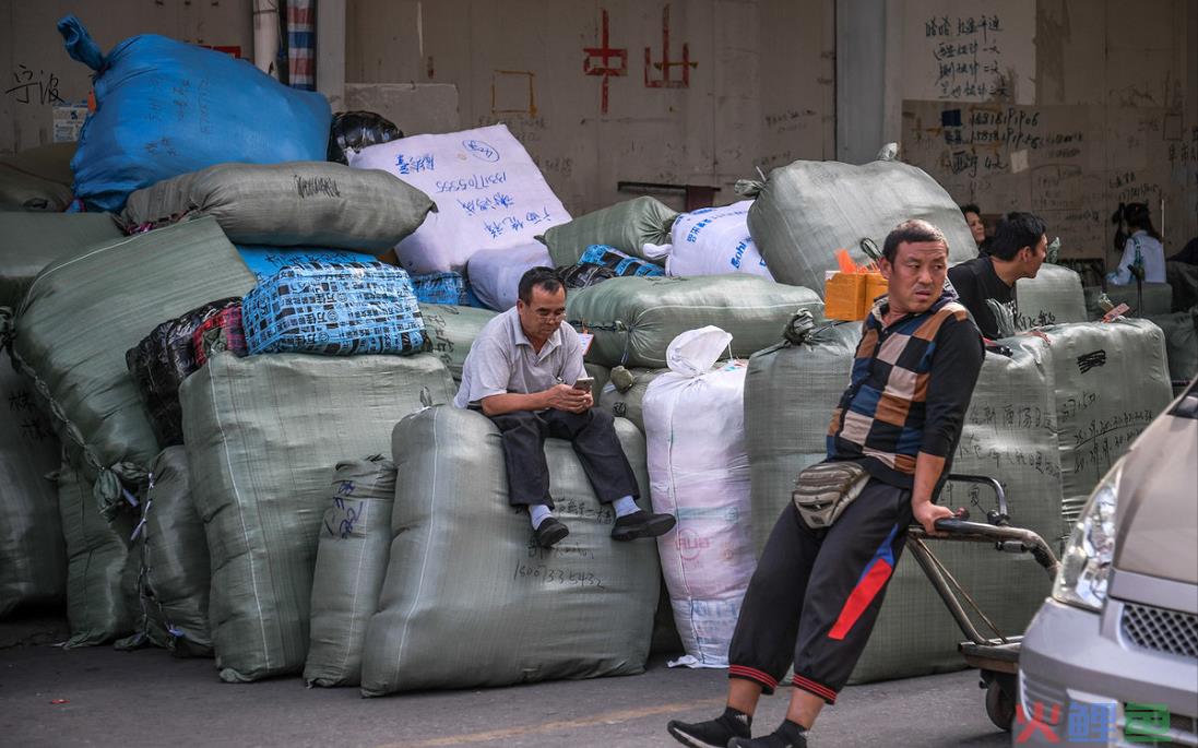 服装市场营销与采购，广州服装批发市场采购策略：新手和老手都会忽略这些点