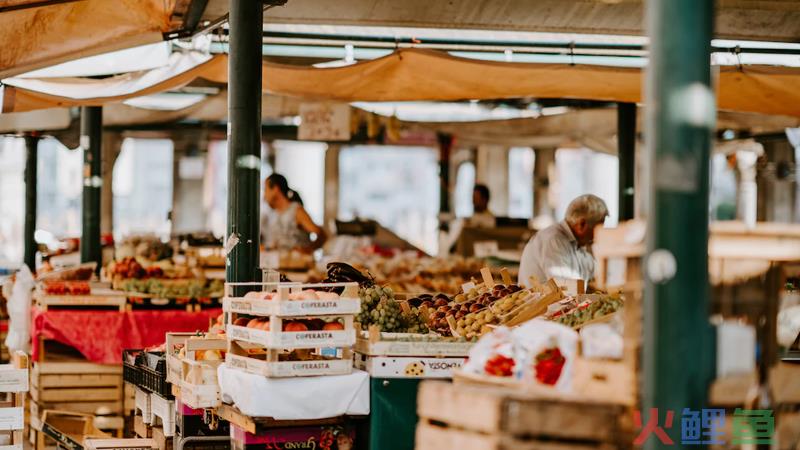 小小市集，月入百万