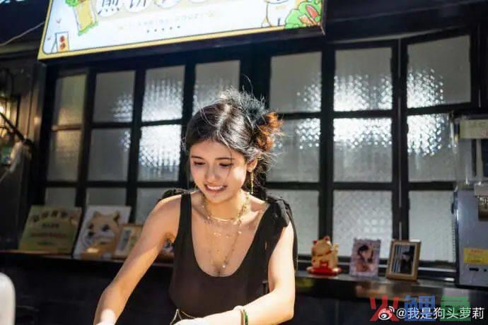 被偏爱的，被围猎的，实地探访狗头萝莉煎饼摊