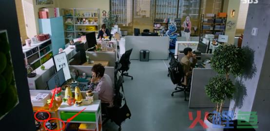 《八角笼中》背后，你不知道的品牌格斗场