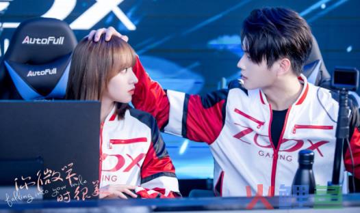 《八角笼中》背后，你不知道的品牌格斗场