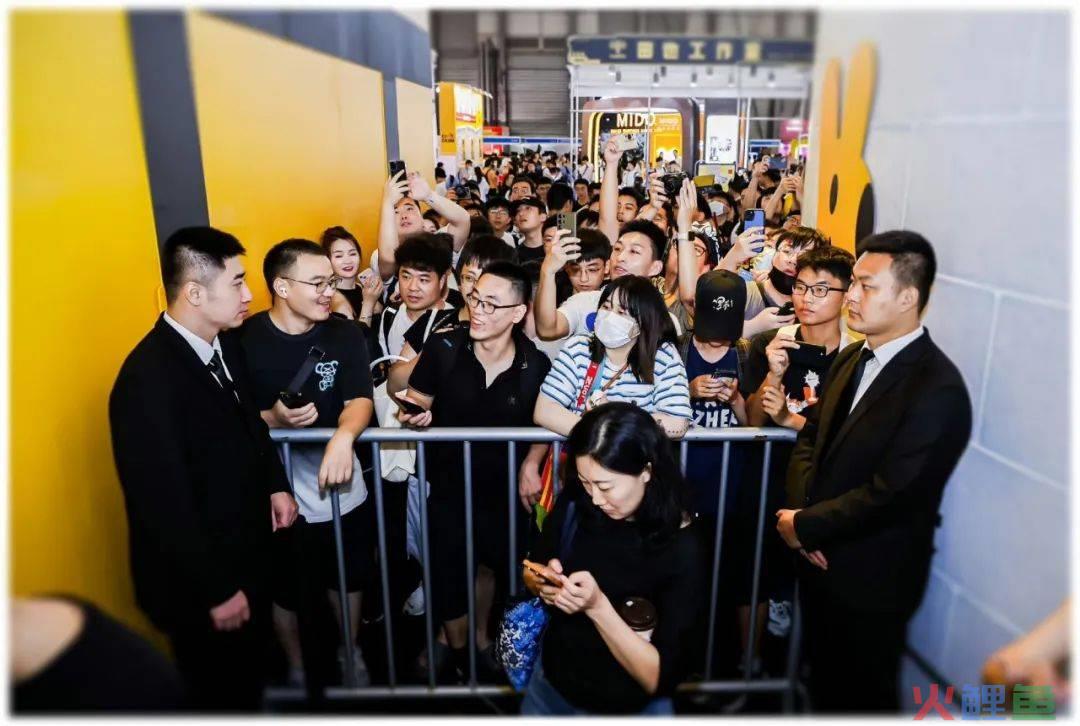 美团外卖神抢手X Uzi，为直播带货打开新的可能