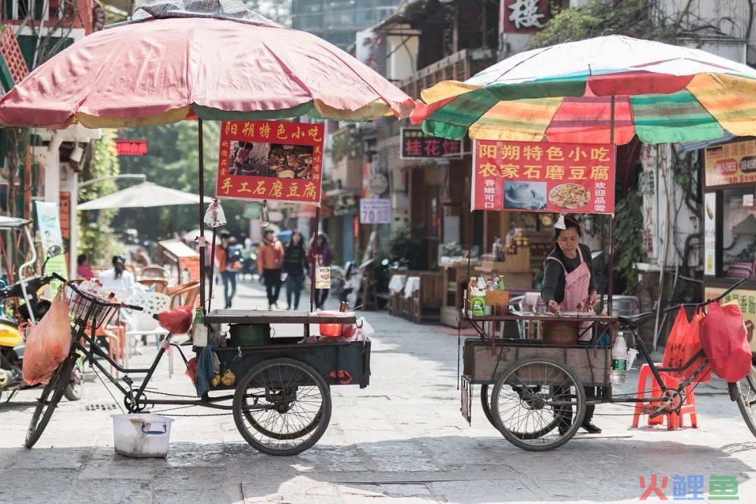 县城零食店扎堆，小镇创业者不够用了