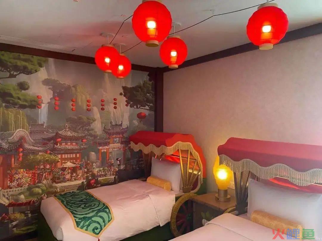 出“殡葬风”围挡，LV巨物营销赢麻了？